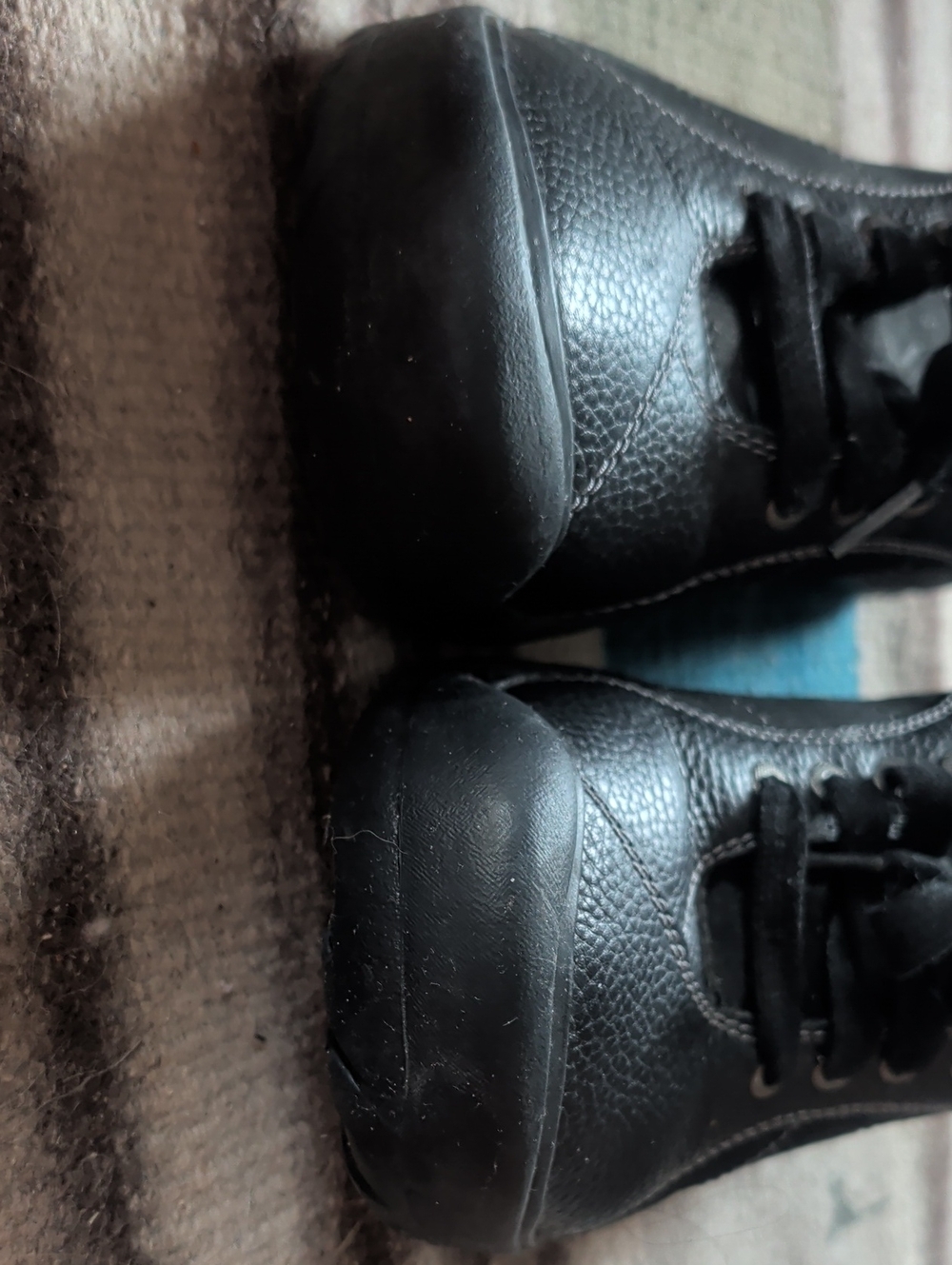 Keen Leather Size 10 Women’s Black Lace-Up Comfort Sneakers - Picture 9 of 9